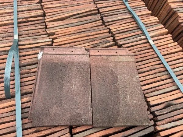 Reclaimed Flat Red Clay Roof Tiles – Weathered Finish for Restoration Projects